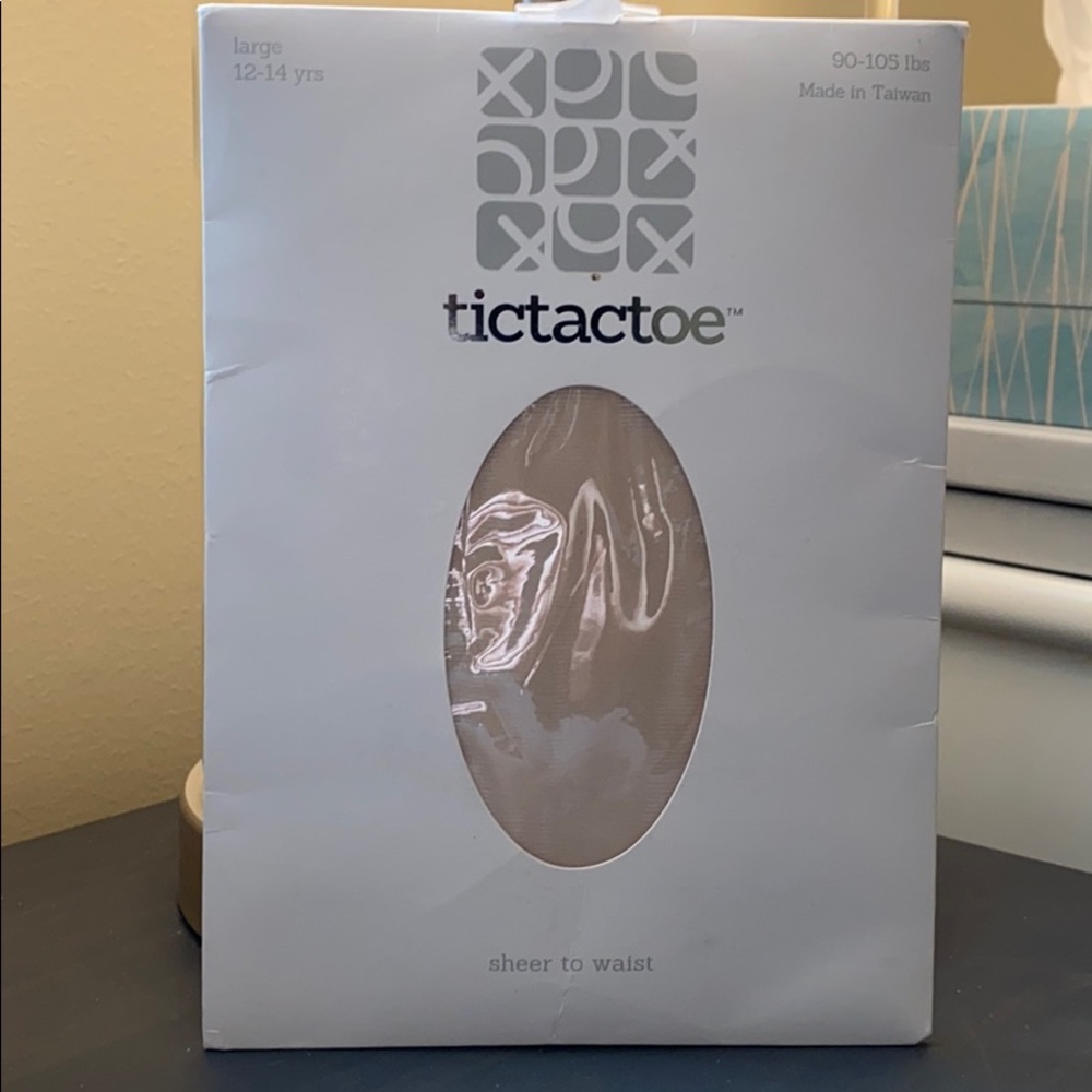 Tic Tac Toe girls pantyhose size 12-14 Nude